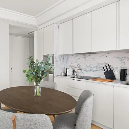 Апартаменты Mirabilis - Aaa23 *